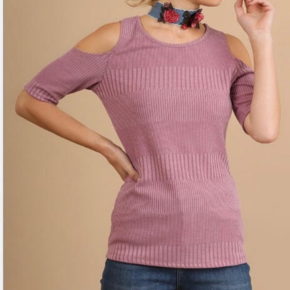 *Umgee*Cold Shoulder Top In Rose Color